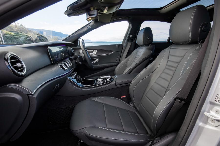 Интерьер Mercedes-Benz E200 2016 года  (AU) (фото 15 из 15)